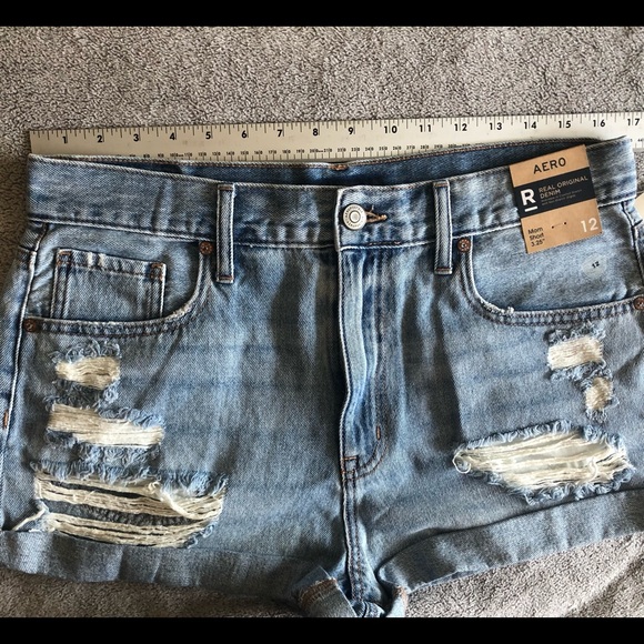 Aeropostale Shorts Light Blue Denim Jean Mom Hi Waist Distressed Size 12 - Picture 6 of 11
